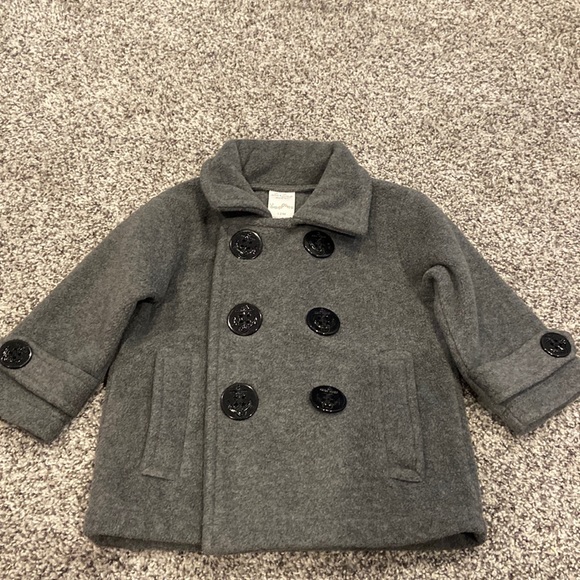 Starting out boys 12 month gray pea coat with adorable, black anchor buttons - Picture 1 of 9